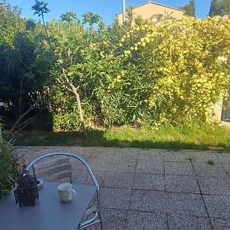 Cosy, Terrasse, Entier Apartment